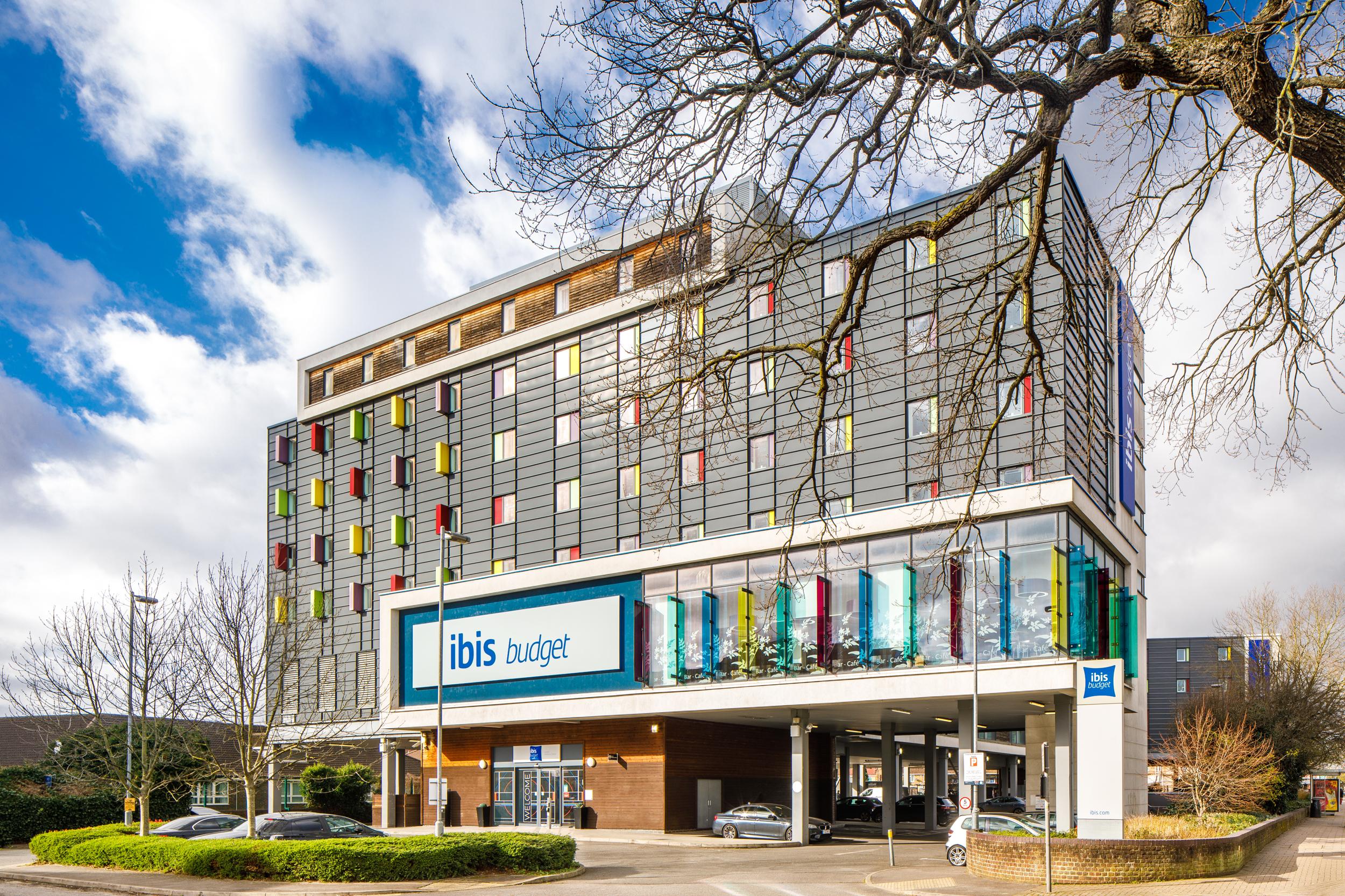 Ibis Budget London Heathrow Central Cranford Ngoại thất bức ảnh